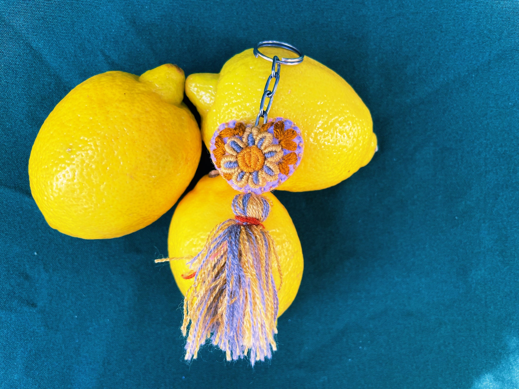 Embroidered Keychain | flowers heart design Pura Vida