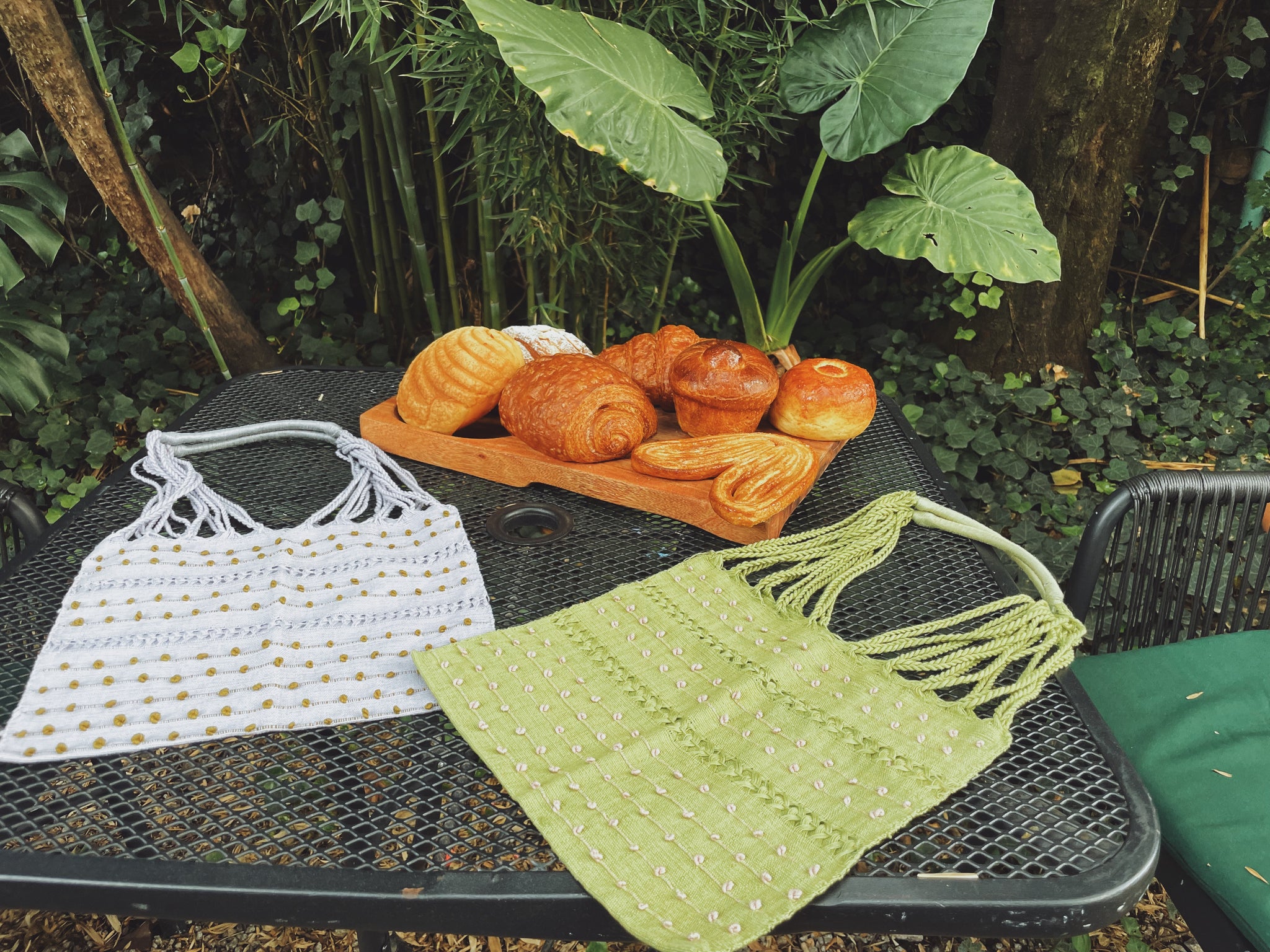 Small Dots Mexican Cotton Loom Market Bag 11 x 10 in Pura Vida