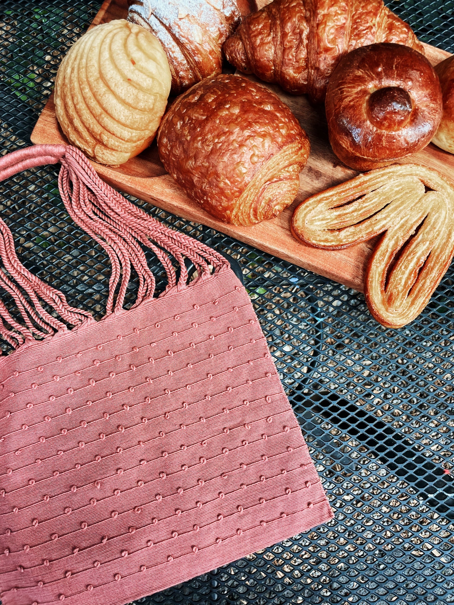 Small Dots Mexican Cotton Loom Market Bag 11 x 10 in Pura Vida