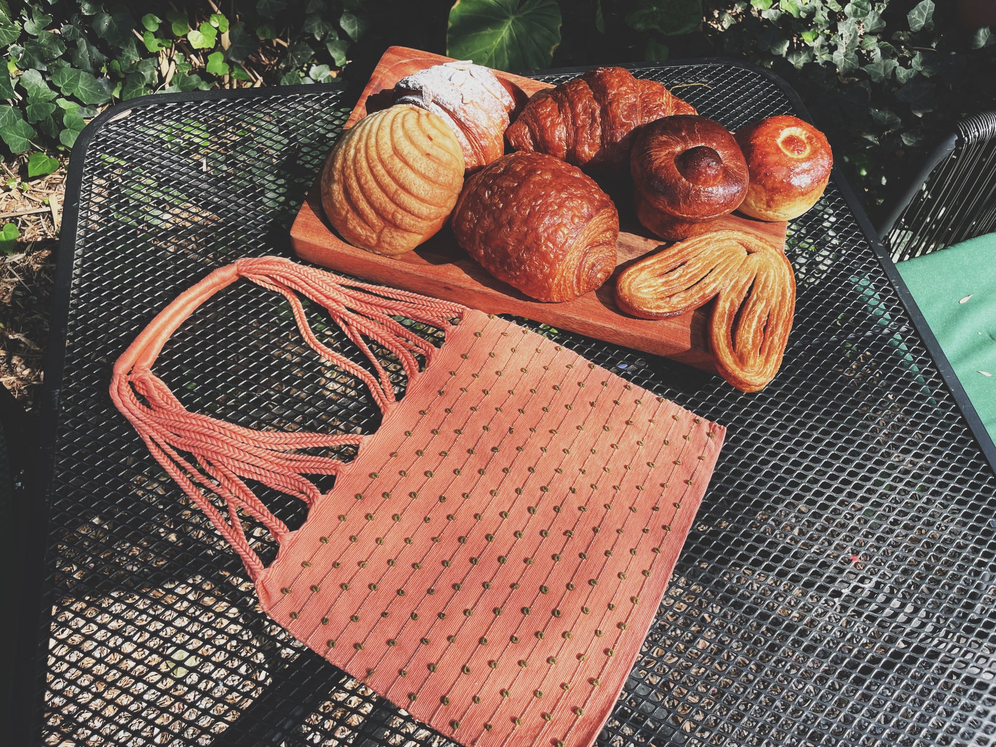 Small Dots Mexican Cotton Loom Market Bag 11 x 10 in Pura Vida