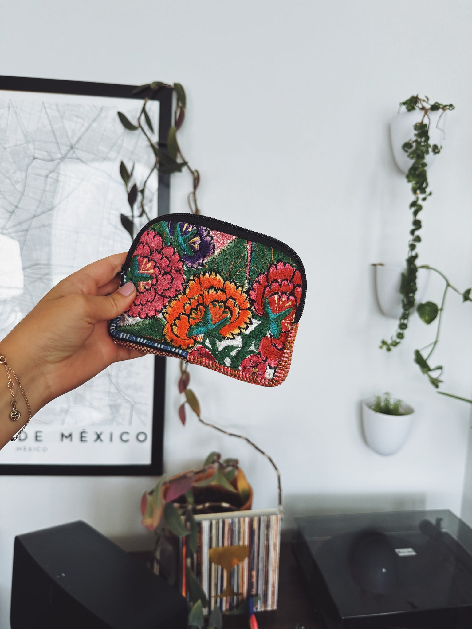 Small Mexican Embroidered Flowers Cosmetic Bag
