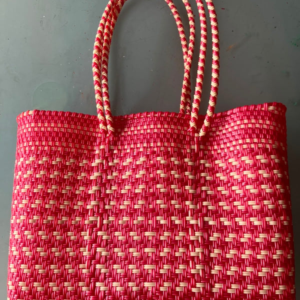 Woven Plastic Mexican Tote | Boho Chic Market Bag Beach Bag Towel Purse (12.5x9 in)