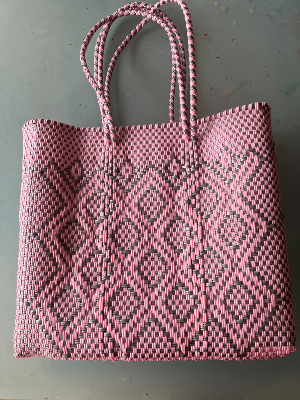Woven Plastic Mexican Tote | Boho Chic Market Bag Beach Bag Towel Purse (12.5x13.5 in)